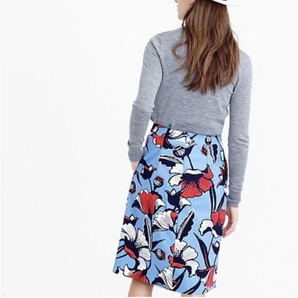 NWOT J.Crew Floral Skirt with Pockets(size 2) - Picture 3 of 9